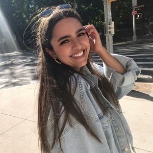 Meet your Posher, Juliana